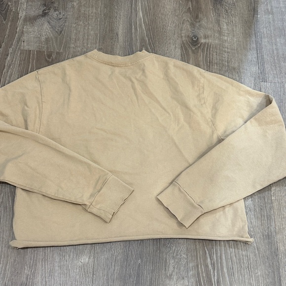 Brandy Melville Tan Cropped Sweatshirt - Picture 5 of 6